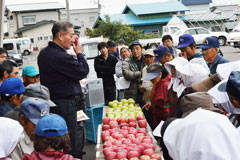 青森りんご出荷最盛にむけて／山選果基準会開催