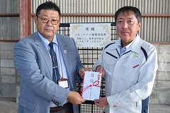 熊用箱わなを黒石市に寄贈